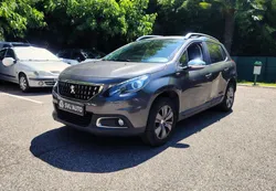 Peugeot 2008 1.6 HDi 102Ch STYLE