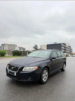 Volvo V70 2.0 D Momentum (nacional)