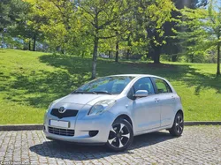 Toyota Yaris 1.0 180 mil klms