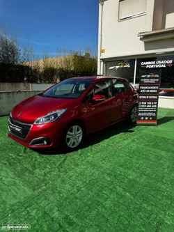 Peugeot 208 PureTech 82 Stop & Start Signature