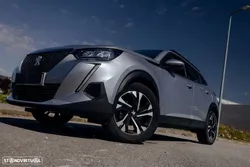 Peugeot 2008 PureTech 130 EAT8 Allure Pack