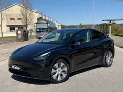 Tesla Model Y STANDARD RWD