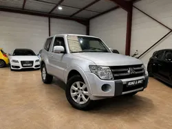 MITSUBISHI Pajero 3.2 DI-D DPF 4WD 16V 200 cv 4x4 - Bluetooth / Clim ...