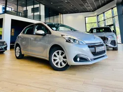 Peugeot 208 1.2 82CV Active Faible Kilometrage