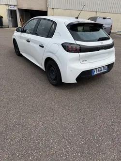 PEUGEOT 208 II (P21) VÉHICULE 2 PLACES 1.5 Blue HDi S&S 100 cv