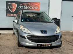 Peugeot 207 1.4L essence 95 CV Garantie 6 Mois