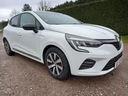 Clio V societe tce 90 x-tronic evolution gps seulement 19349 kms garantie 12 mois partout en france