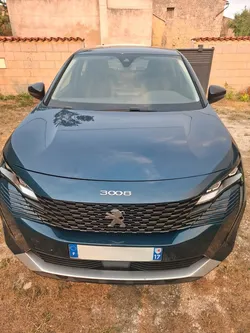 PEUGEOT 3008 1.5 BlueHDI 130cv S&S Pack Active EAT8 AUTOMATIQUE