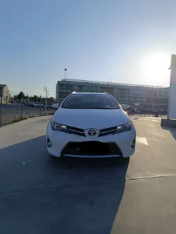 TOYOTA Auris Touring Sports 120D Active