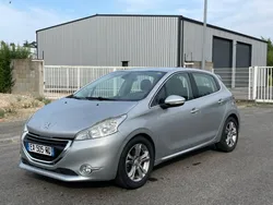 PEUGEOT 208 I 5 Portes 1.2 VTi 12V S&S 82 cv Boîte auto (81900 km)