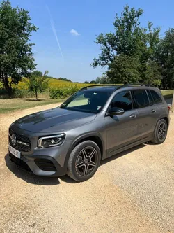 Mercedes GLB