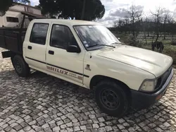Toyota Hilux 4x2