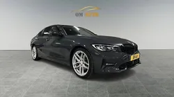 BMW 320 Berline 190 ch Steptronic / Caméra de recul Sellerie semi-cuir LED Régulateur adaptatif