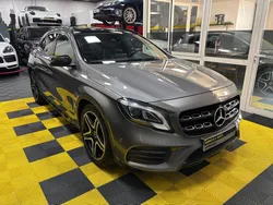 Mercedes GLA 180 Fascination pack AMG 7G toit ouvrant Carplay caméra origine France