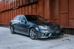 Mercedes-Benz C 63 AMG Berline W204 / Pack Performance P31