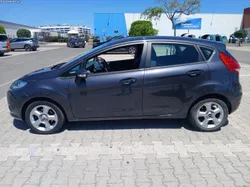 Ford Fiesta 1.4 TDCi (2009) | 5 Lugares | 140.000 km Excelente Estado