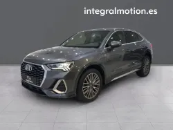 AUDI Q3 45 TFSIe S line S-tronic