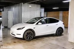 Tesla Model Y Long Range Tração Traseira