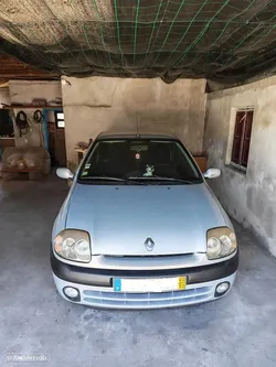 Renault Clio 1.9 D RN