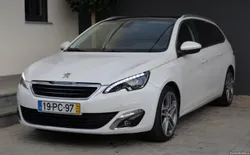Peugeot 308 1.2VTi Allure NACIONAL
