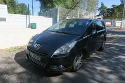 PEUGEOT 5008 2.0 HDI 150 ch 7 places ( ct ok )
