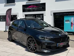 BMW SERIE 1 F40 M135i xDrive 306 ch BVA8 / Suivi BMW / Toit ouvrant / Sièges M / HK / Camèra / Carplay