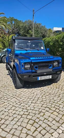 Land Rover Defender 130 CC 2.4 CRD S