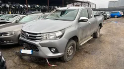 TOYOTA HILUX 5 2016 D4D 4x4 ACCIDENTE