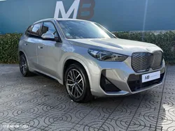 BMW iX1 eDrive20 Pack Desportivo M