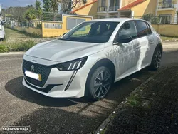 Peugeot 208 1.2 PureTech GT Line EAT8