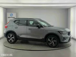 Volvo XC 40 1.5 T2 Plus Dark Auto