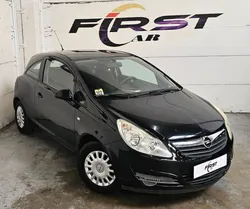 Opel corsa 1.2 selection 80 ch 88900 kms Garantie moteur à chaine revision à jours Aucun frais à prévoir