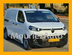 Citroën Jumpy FOURGON M L1H1 180 CH AUTOMATIQUE + PACK CAMERA + 2 PORTES LATERALES + 3 PLACES + F...