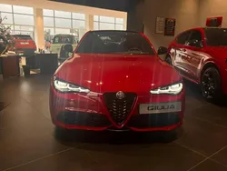 Alfa Romeo Giulia 2.2 160 ch AT8 Veloce 4p