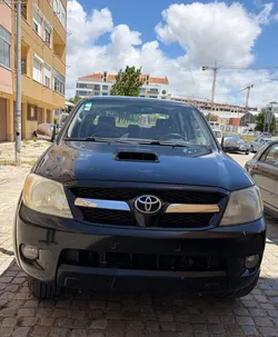 Toyota Hilux Tracker 3.0