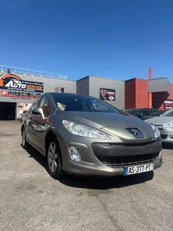 Peugeot 308 (T7) 5 Portes 1.6 HDi 16V FAP Blue Lion 110 cv