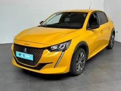 Peugeot 208 e-208 136 Style Camera 180 Carplay