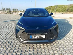 Toyota C-HR 2.0   Plug In  Business