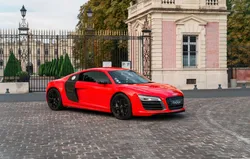 AUDI R8 V10 PLUS - S TRONIC - 550cv