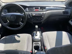 Mitsubishi Lancer Caixa automática ar condicionado vidros elétricos fecho central direção assistida jantes especiais