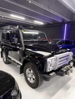 Land Rover Defender Black Edition Unidad 40, 90 SW E 4pl.