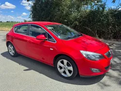 OPEL Astra - J Hatchback (F68) 1.4 i Turbo 16V 140 cv - Pack Cosmo