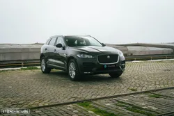 Jaguar F-Pace 2.0 i4D Portfolio Aut.