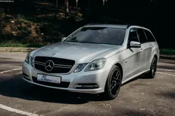 Mercedes-Benz E 200 BlueTEC Avantgarde Auto