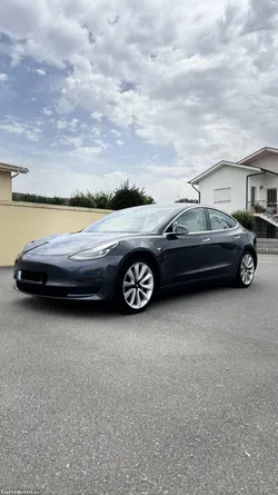 Tesla Model 3 Long Range DualMotor AWD