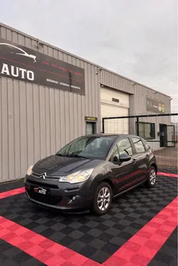 CITROËN C3 II PHASE 2 1.0i VTi 68cv FAIBLE KM / 1ÈRE MAIN / SORT DE RÉVISION COMPLÈTE