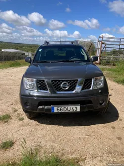 Nissan Navara (D40) D