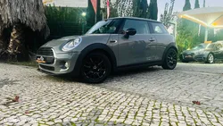 MINI 3 Portas One D Metropolitan