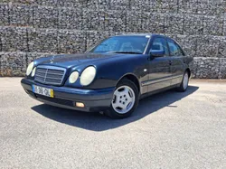 Mercedes-Benz E 220 Elegance
