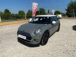 Mini 5 portes cooper d 116 cv